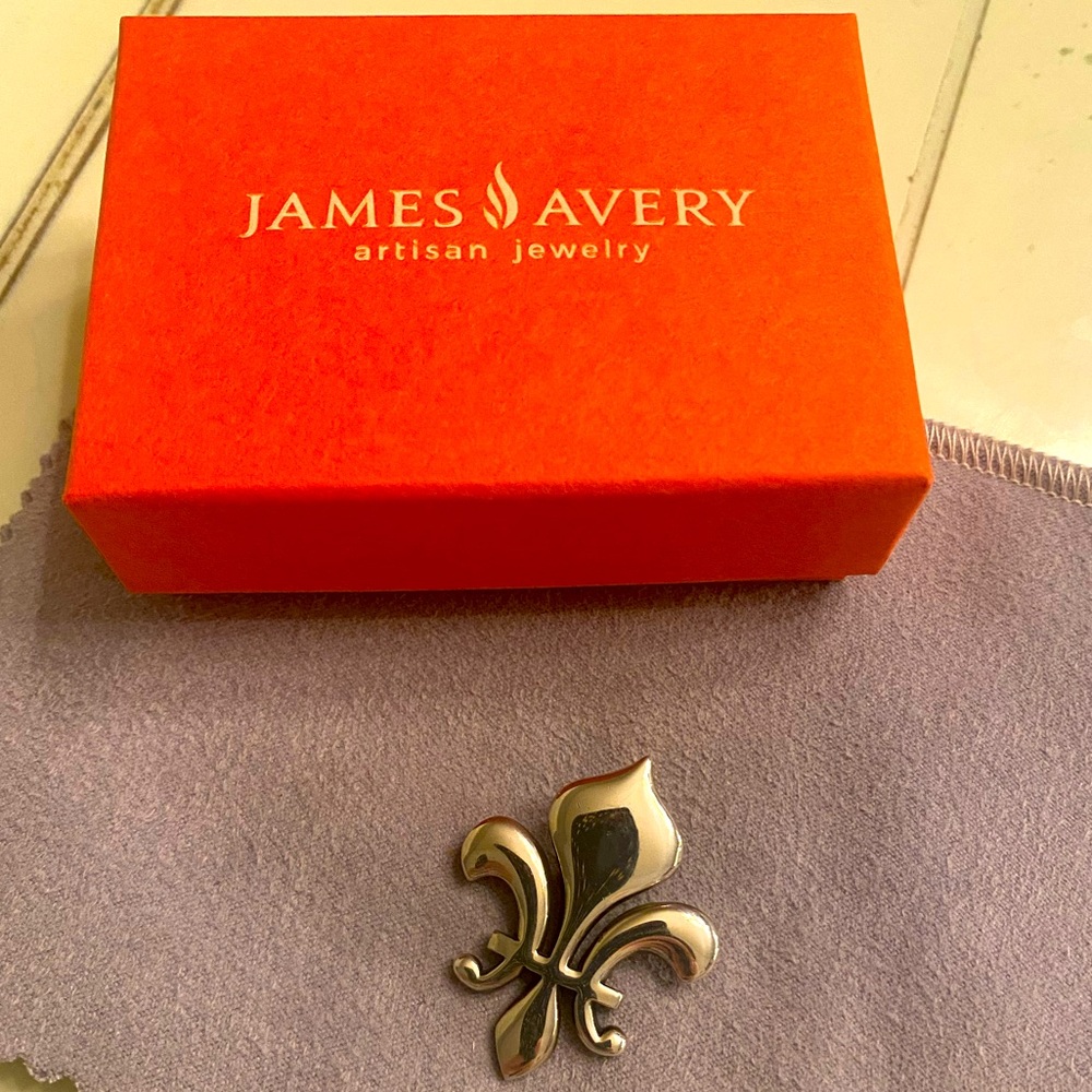 Retired Silver James Avery Fleur-de-lis